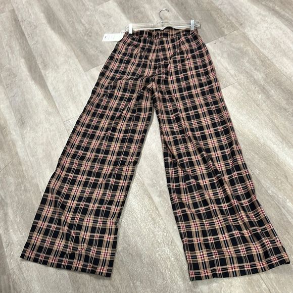 Black plaid high waisted slacks - Picture 3 of 4